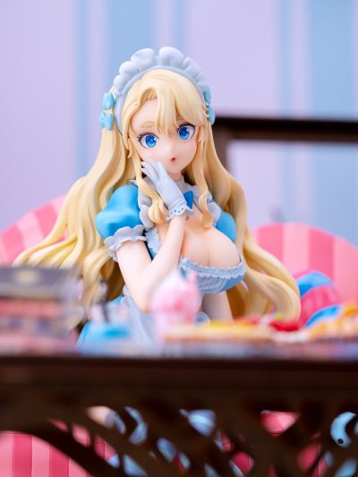 碧蓝航线 埃米尔.贝斯汀 女仆浪漫ver.