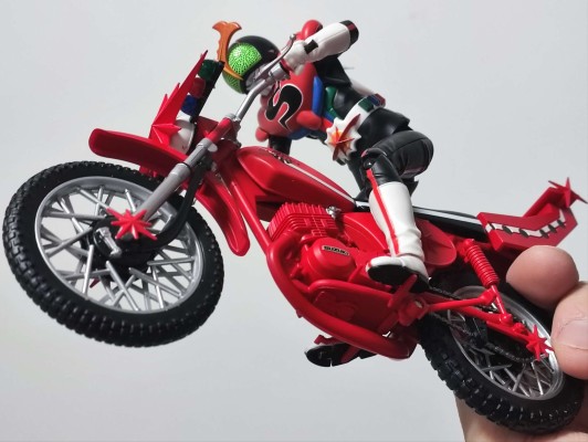 S.H.Figuarts  假面骑士强人+甲律摩托（暂译）