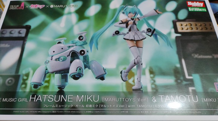 机音少女 初音未来 ［MARUTTOYS版］与 TAMOTU［初音未来版］