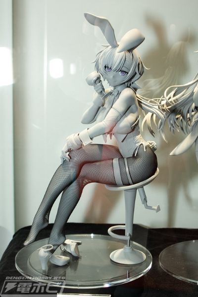 B-style 碧蓝航线 兔女郎里诺！