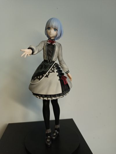 侦探已死 谢丝塔