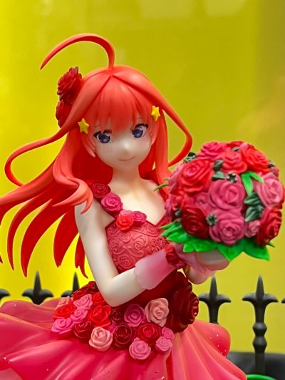 电影 五等分的新娘 中野五月 鲜花礼服