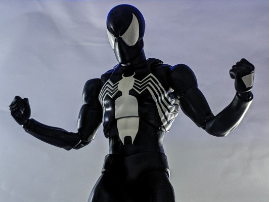 Mafex No.168 漫威漫画 蜘蛛侠 黑色战衣  (漫画版)