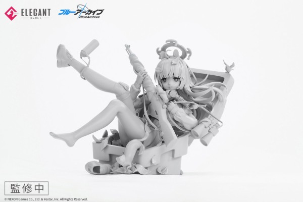 蔚蓝档案 霞泽美游 小心谨慎的观察