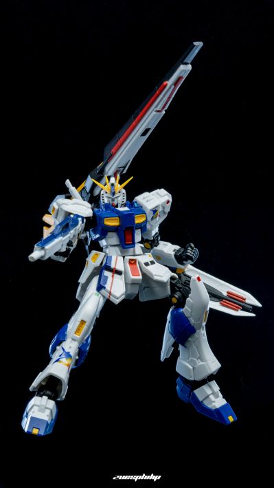 ROBOT魂＜机动战士系列＞  实物大Nu高达立像 RX-93ff Nu高达