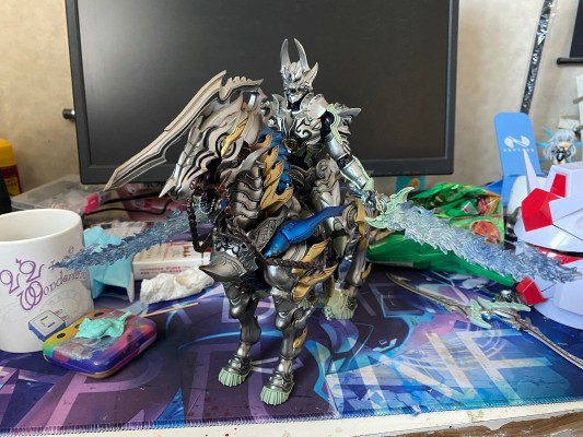 魔戒可动 牙狼 ～魔戒闪骑～ 银牙骑士 绝狼