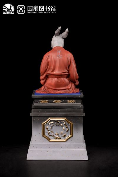 十二兽首全身像 卯兔