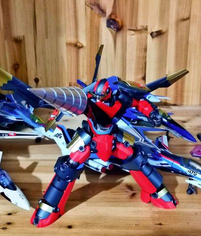 RIOBOT 天元突破红莲螺岩 变形合体 红莲螺岩