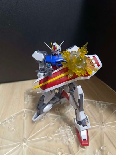 ROBOT魂＜机动战士系列＞   GAT-X105 强袭高达  剧中版