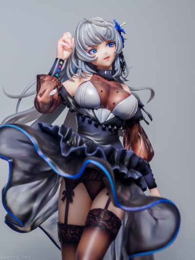 少女前线 FX-05 她从雨中来