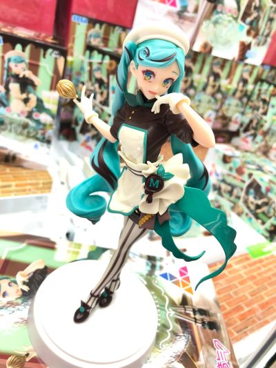 Luminasta 初音未来 黑巧克力糕点师