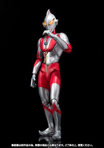 ULTRA-ACT  宇宙英雄奥特曼 假奥特曼