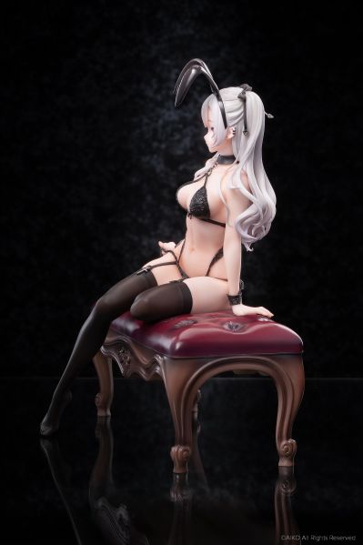 TANA 黑兔女郎