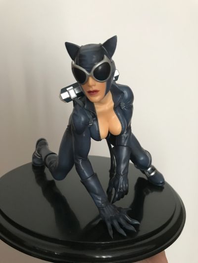 キャットウーマン