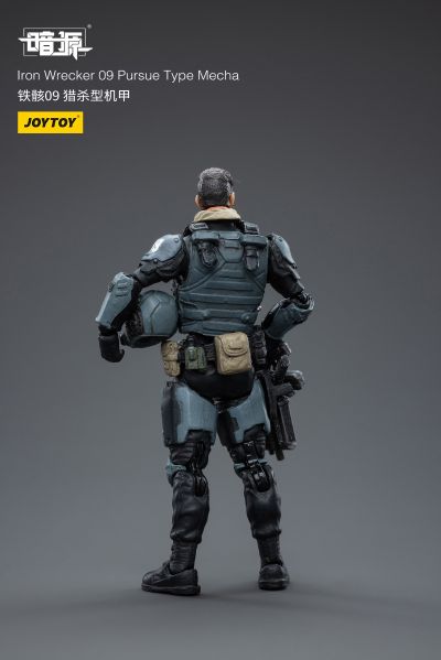 铁骸09 猎杀型机甲