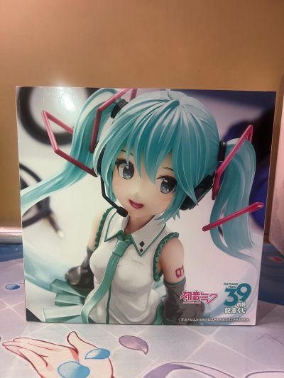 TAITO赏 初音未来39纪念日抽奖活动 终极快乐奖 初音未来胸像 终极快乐奖配色（原画师：藤原）