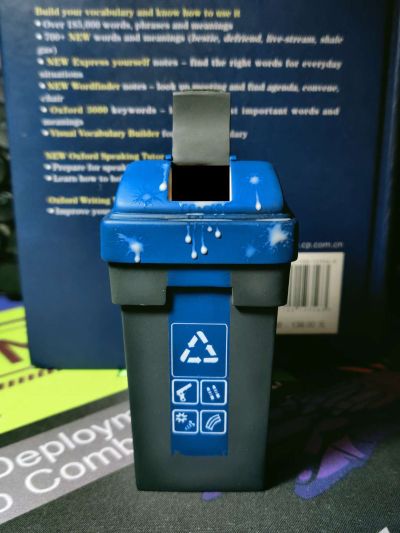 蔚蓝档案 霞泽美游 小心谨慎的观察