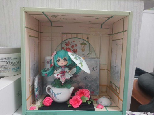 初音未来 花织雨润
