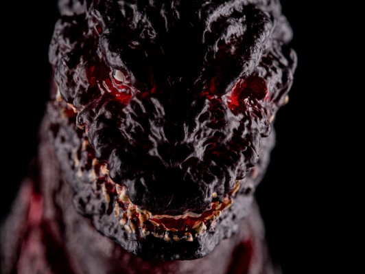 S.H.MonsterArts 新·哥斯拉 哥斯拉 第四形态 夜战版