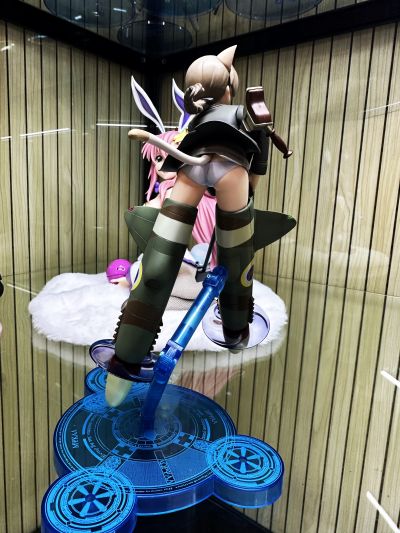 强袭魔女 莉涅特·毕晓普