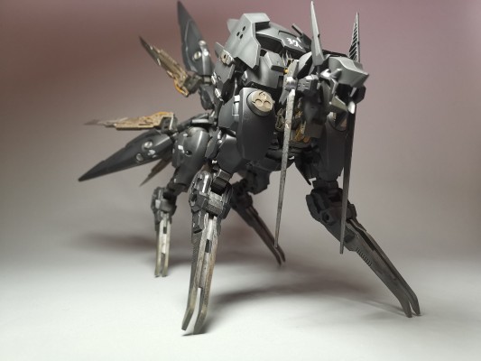 六角机牙 WEIRD TAILS 暗夜追踪者式样