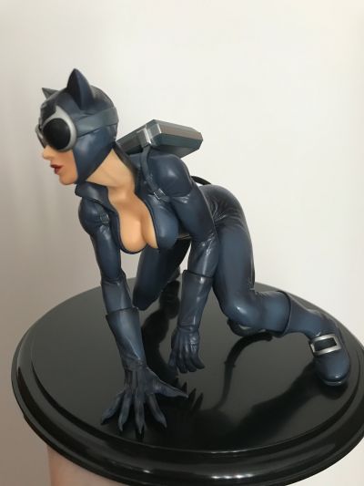 キャットウーマン