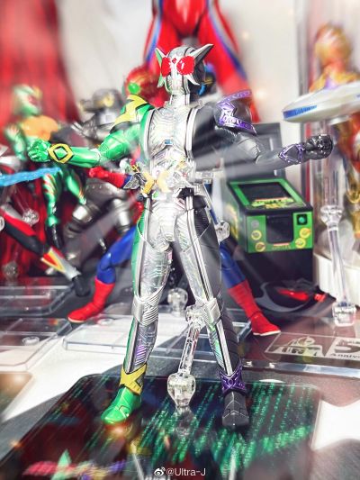 S.H.Figuarts（真骨雕制法）   假面骑士双骑 疾风王牌形态 风都侦探改编动画纪念版