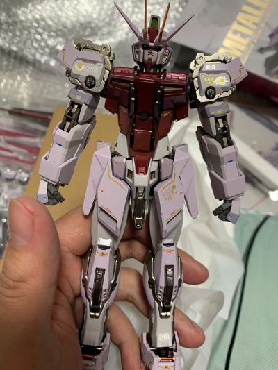METAL BUILD 机动战士高达SEED DESTINY  嫣红强袭高达  斩舰刀装备型