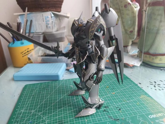 MODEROID   “灰之骑神”瓦利玛