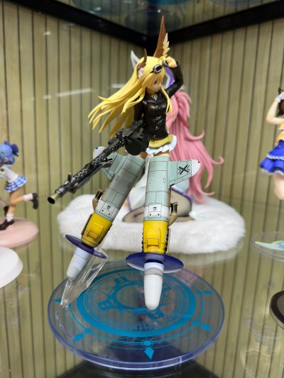 モエコレPLUS No.34 强袭魔女2 汉娜・尤丝缇娜・马尔塞尤