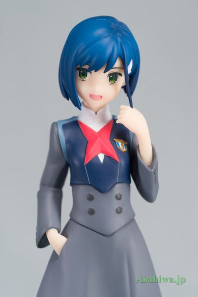 POP UP PARADE DARLING in the FRANXX 莓