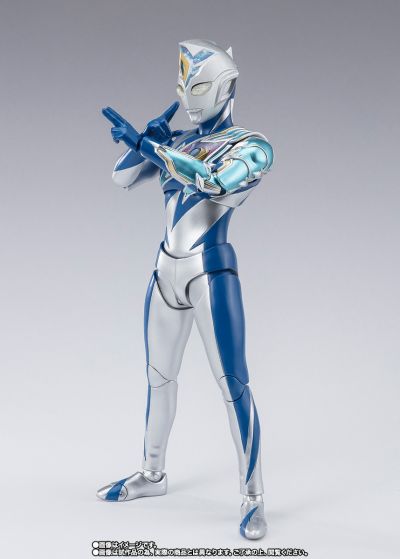 S.H.Figuarts 德凯奥特曼 奇迹型