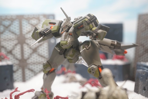 黑之宣告 MiG-21 巴拉莱卡 提奥多尔·艾伯巴赫机