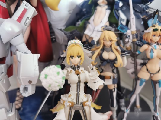 figma #559  命运-冠位指定 剑士 / 尼禄・克劳狄乌斯〔新娘〕