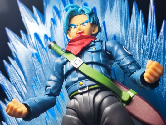 S.H.Figuarts 未来特兰克斯