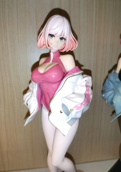 运动鞋×高开衩×口罩 露娜 展会限量款