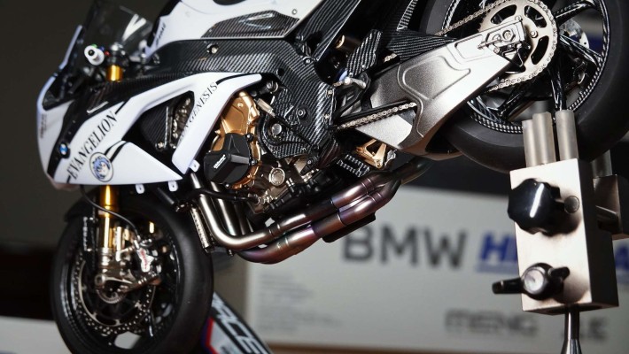 MT-004 宝马 HP4 RACE