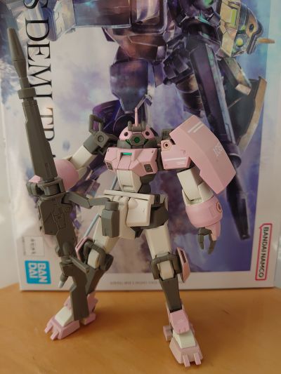 HG 机动战士高达 水星的魔女 学院训练机 雀雀专用机