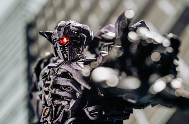 MuseumMasterLine系列 MMTFM-14 变形金刚 震荡波