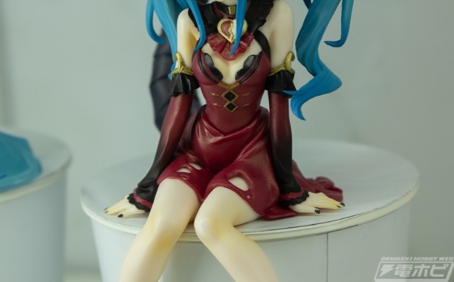 压泡面 初音未来 红色小恶魔