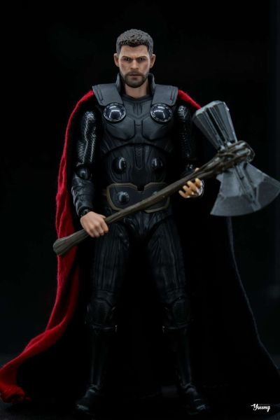 MAFEX 编号136 复仇者联盟4：终局之战 钢铁侠 85号装甲