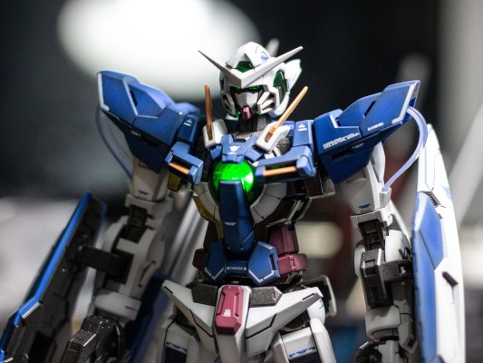 MG 1/100 能天使高达