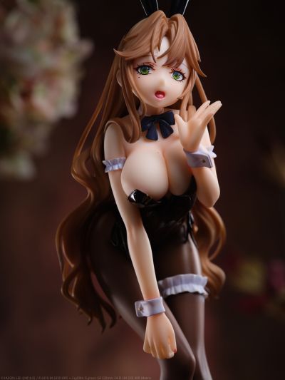 美山秋子 兔女郎 STD