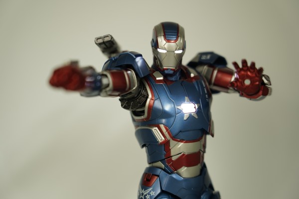 DLX  漫威 无限传奇 钢铁爱国者