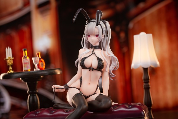 TANA 黑兔女郎