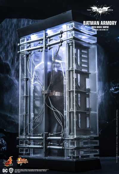 MMS702 蝙蝠侠战衣柜+布鲁斯·韦恩