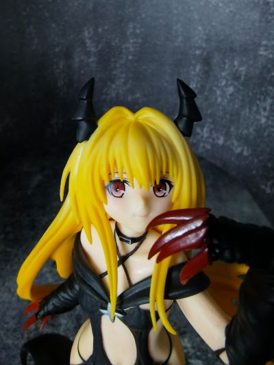 金色暗影 黑暗形态