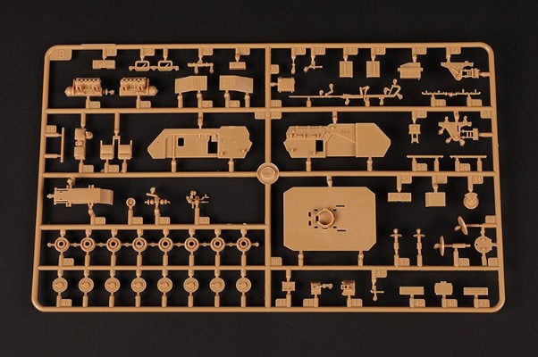 编号:82941 1/72 装甲车辆系列 152mm“达纳”自行榴弹炮