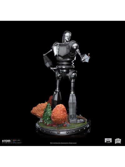 钢铁巨人 钢铁巨人和霍加斯·休斯