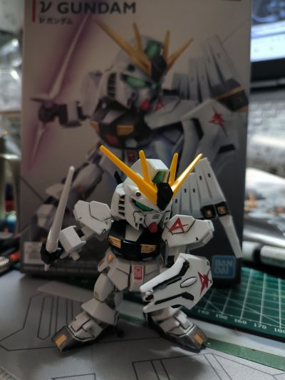 SD高达 EX-Standard 机动战士高达 逆袭的夏亚 RX-93 ν高达